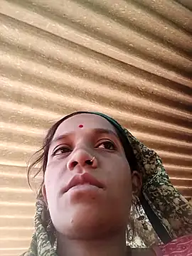 Karishma singh online show from 03-25-26, 04:12