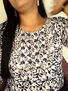 Deshi bhabhi143 online show from 04-05-26, 06:20