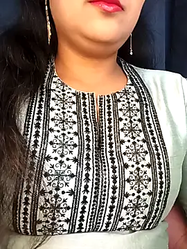 Deshi bhabhi143 online show from 02-05-26, 06:20