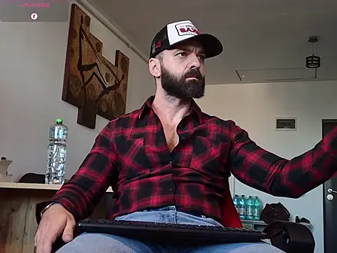 Snapshot of DamonSalvatore2 chatting on 06-18-26, 04:22 DamonSalvatore2 online show from 06-18-26, 04:22