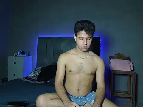 Snapshot of MAXIMILAINO-XXX chatting on 02-11-26, 02:22 MAXIMILAINO-XXX online show from 02-11-26, 02:22