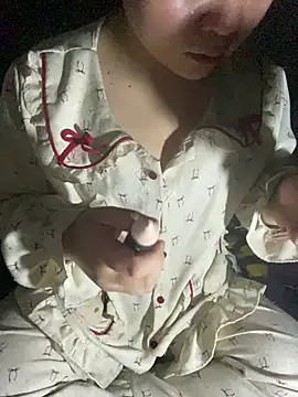 lili-roze online show from 04-10-26, 12:23