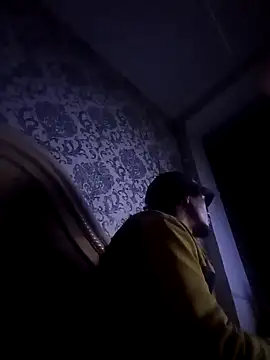 Eldiablo2055 online show from 12-22-25, 04:23