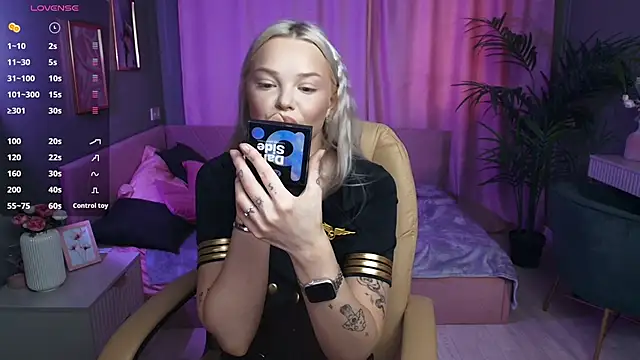 Leslie Caronn online show from 04-13-26, 07:45