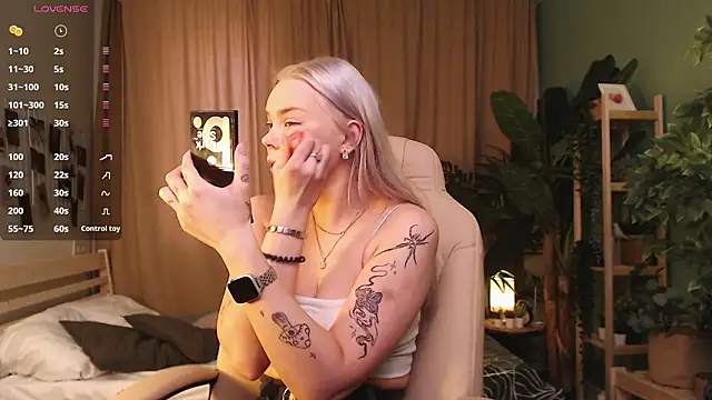 Leslie Caronn online show from 02-12-26, 08:14