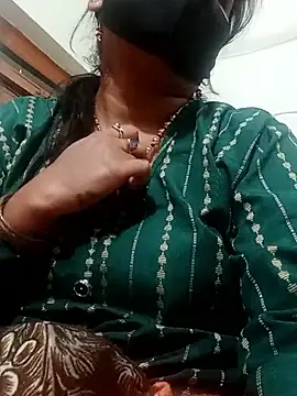 Snapshot of ritu7755 chatting on 02-27-26, 04:29 ritu7755 online show from 02-27-26, 04:29