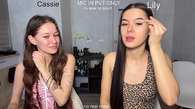 Snapshot of girls_secrets chatting on 02-26-26, 10:15 girls secrets online show from 02-26-26, 10:15