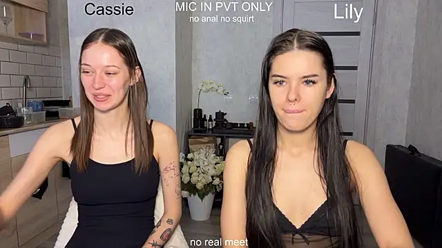 Snapshot of girls_secrets chatting on 03-03-26, 10:55 girls secrets online show from 03-03-26, 10:55