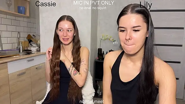 Snapshot of girls_secrets chatting on 02-03-26, 11:04 girls secrets online show from 02-03-26, 11:04