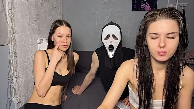 girls secrets online show from 03-27-26, 10:16