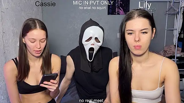 girls secrets online show from 03-26-26, 10:13