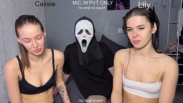 girls secrets online show from 03-25-26, 10:14