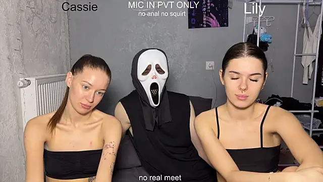 girls secrets online show from 04-03-26, 10:00