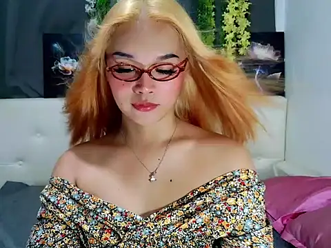 Snapshot of Hard_lovely_Dick69 chatting on 06-18-26, 05:17 Hard lovely Dick69 online show from 06-18-26, 05:17