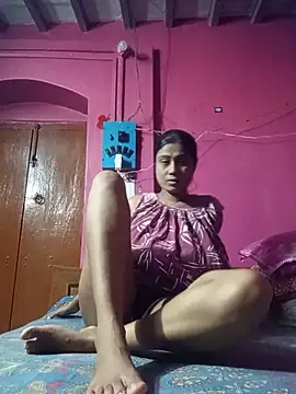 Hooghlypinkivabi online show from 06-17-26, 12:48
