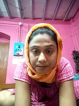 Snapshot of Hooghlypinkivabi chatting on 02-06-26, 12:45 Hooghlypinkivabi online show from 02-06-26, 12:45