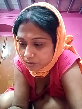 Snapshot of Hooghlypinkivabi chatting on 02-25-26, 01:00 Hooghlypinkivabi online show from 02-25-26, 01:00