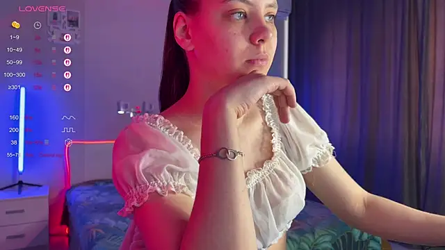 Katherine   Ross online show from 05-15-26, 10:35