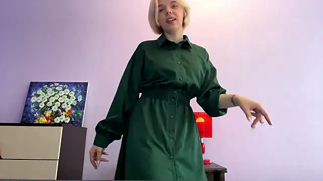 Scarlet cat online show from 12-22-25, 06:02