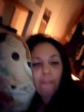 EdgedSleeve online show from 02-13-26, 06:46