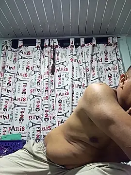 pareja latina1483 online show from 03-23-26, 11:48