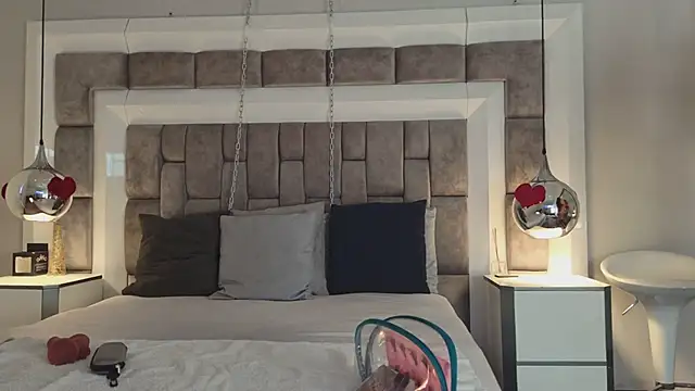 ElenaWatsonn online show from 03-23-26, 08:30