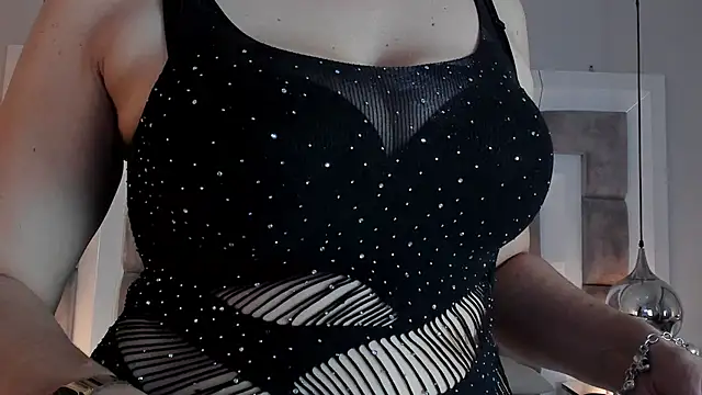 ElenaWatsonn online show from 01-10-26, 07:53