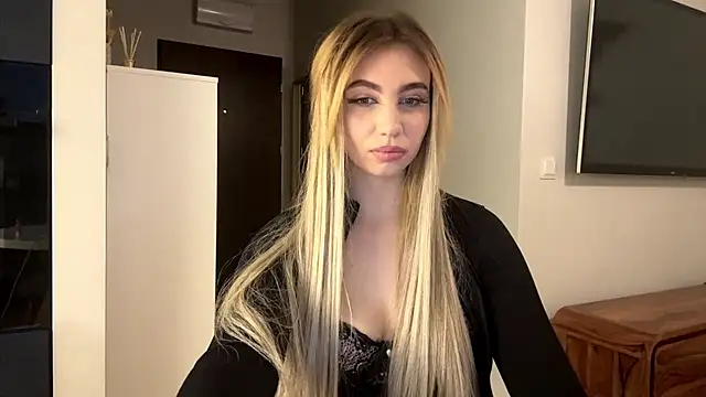 TeenLily online show from 03-26-26, 05:44