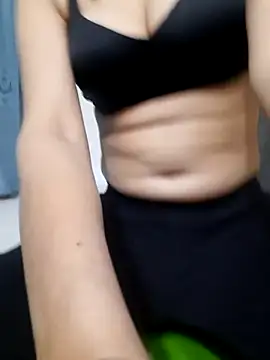 Snapshot of Muniyaislam chatting on 02-25-26, 03:34 Muniyaislam online show from 02-25-26, 03:34