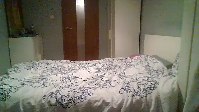 Snapshot of Marichka-YurCash chatting on 04-10-26, 07:54 Marichka-YurCash online show from 04-10-26, 07:54