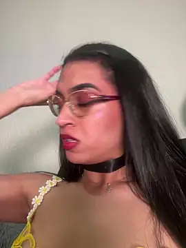 ValentinaEvanz online show from 06-18-26, 09:09