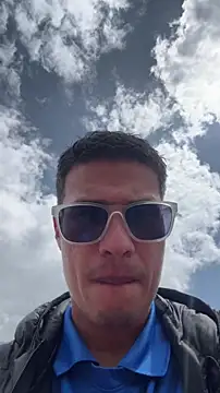 Latin Paisa Boy online show from 02-15-26, 06:29