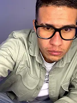 Latin Paisa Boy online show from 01-09-26, 12:06