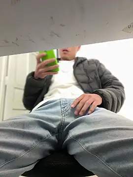 Latin Paisa Boy online show from 03-20-26, 06:53