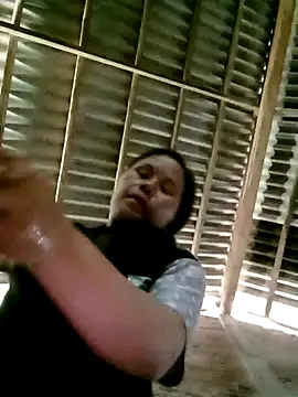 DIANAKUTE online show from 04-12-26, 02:37