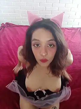 Snapshot of Phoenix_Paws chatting on 06-22-26, 04:48 Phoenix Paws online show from 06-22-26, 04:48