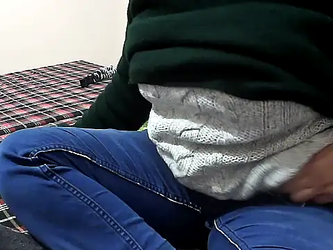 Snapshot of Punjab_kudi chatting on 12-23-25, 04:34 Punjab kudi online show from 12-23-25, 04:34