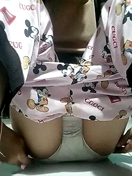 Snapshot of damsun_22 chatting on 12-23-25, 07:07 damsun 22 online show from 12-23-25, 07:07