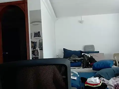 gonzzohunterr online show from 06-11-26, 06:27