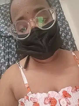 Snapshot of MaggieTelugu-15 chatting on 03-09-26, 07:01 MaggieTelugu-15 online show from 03-09-26, 07:01