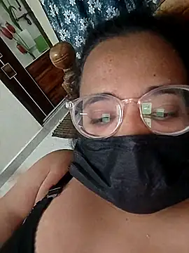 Snapshot of MaggieTelugu-15 chatting on 02-26-26, 07:41 MaggieTelugu-15 online show from 02-26-26, 07:41