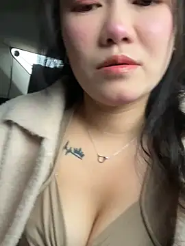 Molly-xiao online show from 03-06-26, 09:04