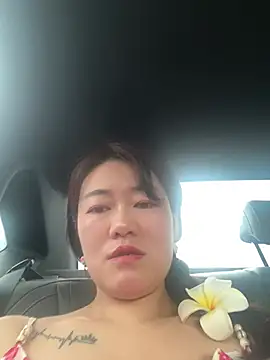 Molly-xiao online show from 05-25-26, 04:01