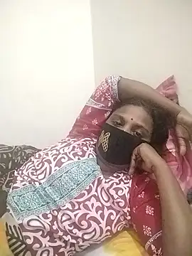 Snapshot of Hot_Sweety02 chatting on 01-13-26, 10:24 Hot Sweety02 online show from 01-13-26, 10:24