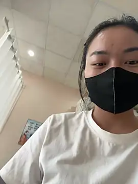 Chiipp69 online show from 03-04-26, 03:03