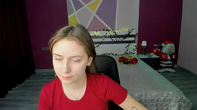 Snapshot of SerenityWild chatting on 01-07-26, 06:18 SerenityWild online show from 01-07-26, 06:18