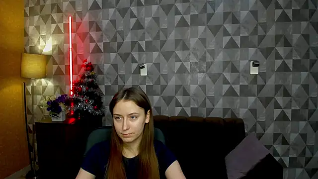 Snapshot of SerenityWild chatting on 01-15-26, 06:28 SerenityWild online show from 01-15-26, 06:28