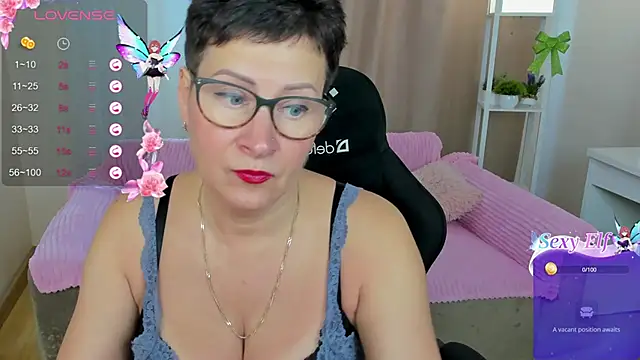 Snapshot of JennyMons chatting on 06-10-26, 08:26 JennyMons online show from 06-10-26, 08:26