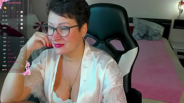 Snapshot of JennyMons chatting on 07-11-26, 07:52 JennyMons online show from 07-11-26, 07:52