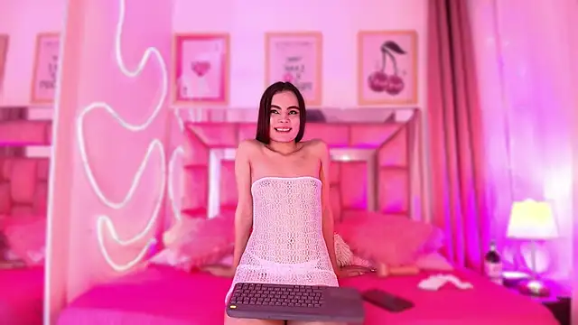 Sophieh Sweet online show from 01-08-26, 10:21